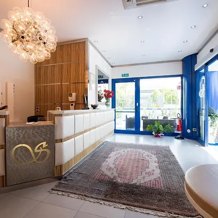Hotel White Palace & 3*