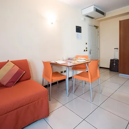Hotel White Palace & 3*