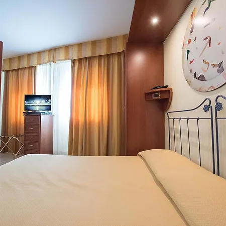 White Palace & Hotel Cento (Emilia-Romagna)