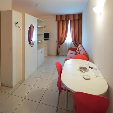 White Palace & Cento (Emilia-Romagna)