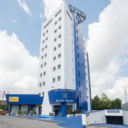 White Palace & 3* Cento (Emilia-Romagna)