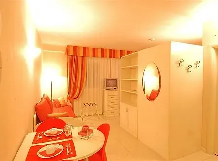 Hotel White Palace &
